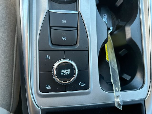Used 2023 Ford Explorer Limited w/ Equipment Group 301A AWD/4WD image 61