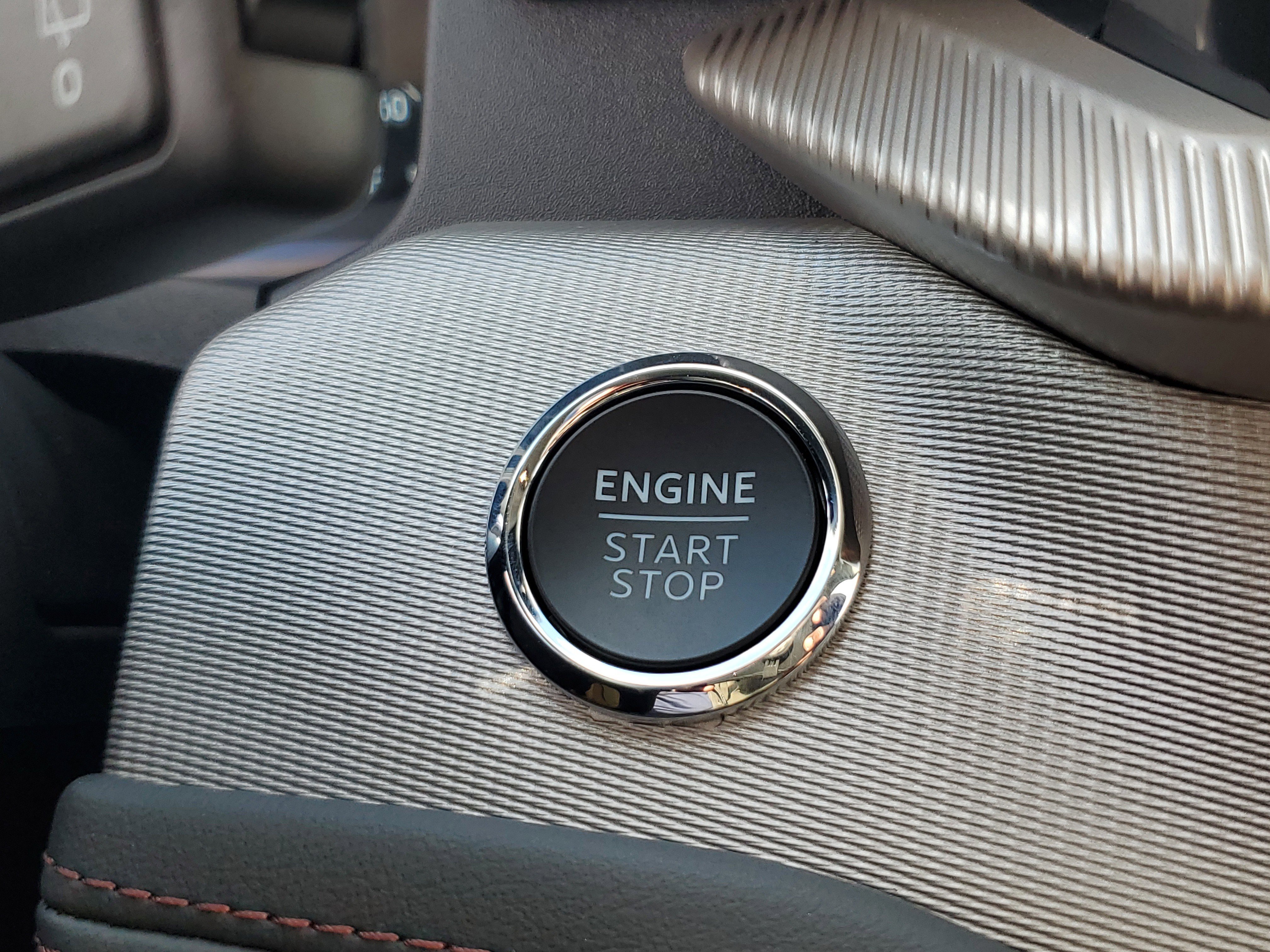 New 2025 Ford Explorer Active w/ Active Comfort Package image 31