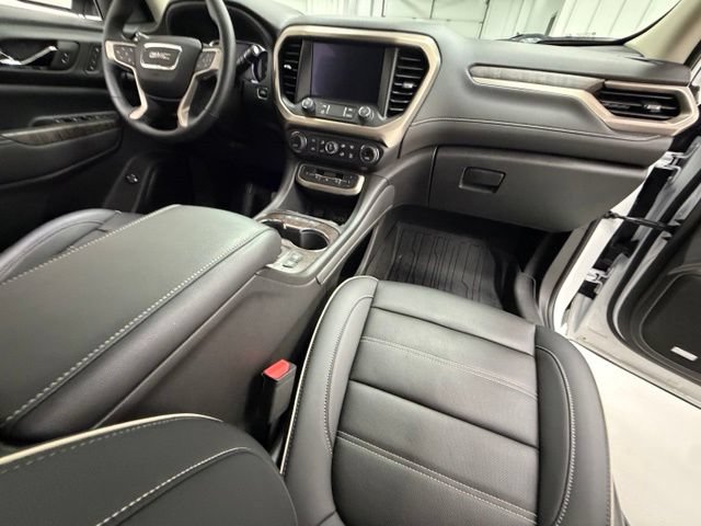 Certified 2023 GMC Acadia Denali w/ Denali Technology Package FWD image 28