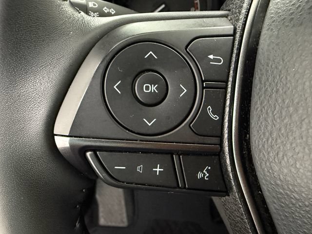 Used 2024 Toyota Camry SE w/ Convenience Package FWD image 10
