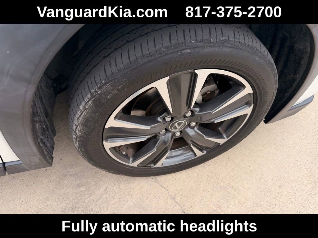 Used 2019 Lexus UX 200 w/ Accessory Package 2 FWD image 11