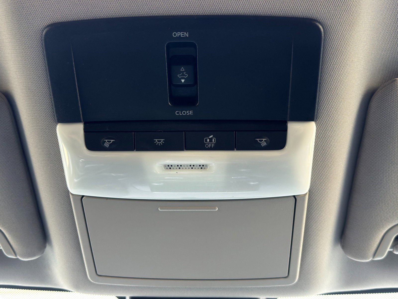 Used 2021 Nissan Altima 2.5 SR w/ SR Premium Package FWD image 29
