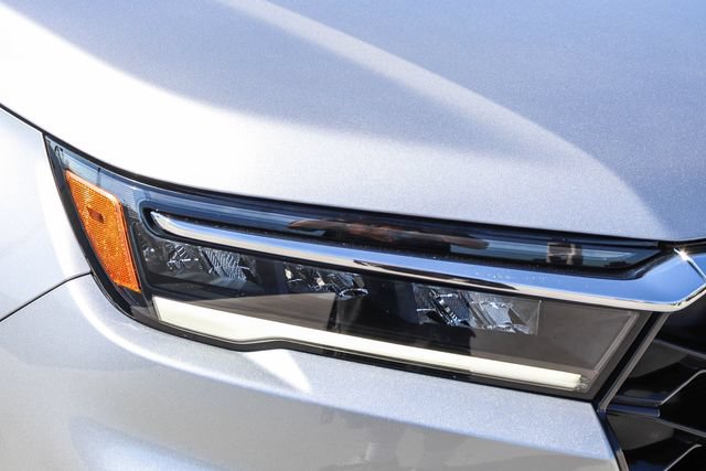 Used 2023 Honda Pilot Touring image 6