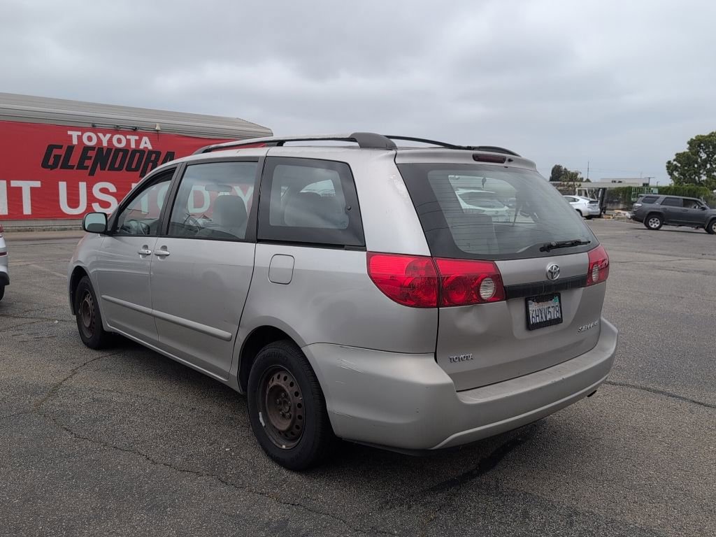 Used 2009 Toyota Sienna CE FWD image 6