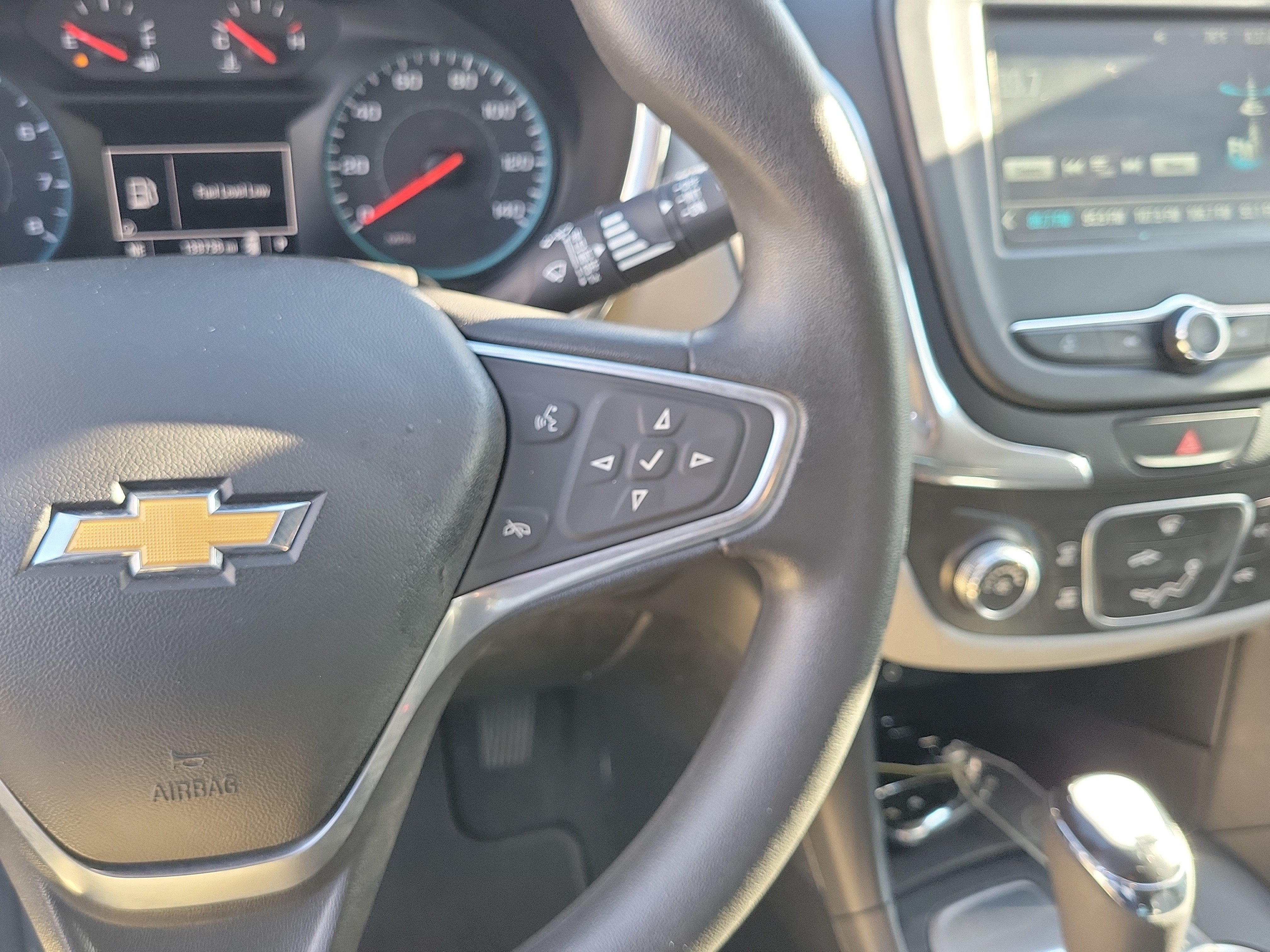 Used 2018 Chevrolet Equinox LS FWD image 7
