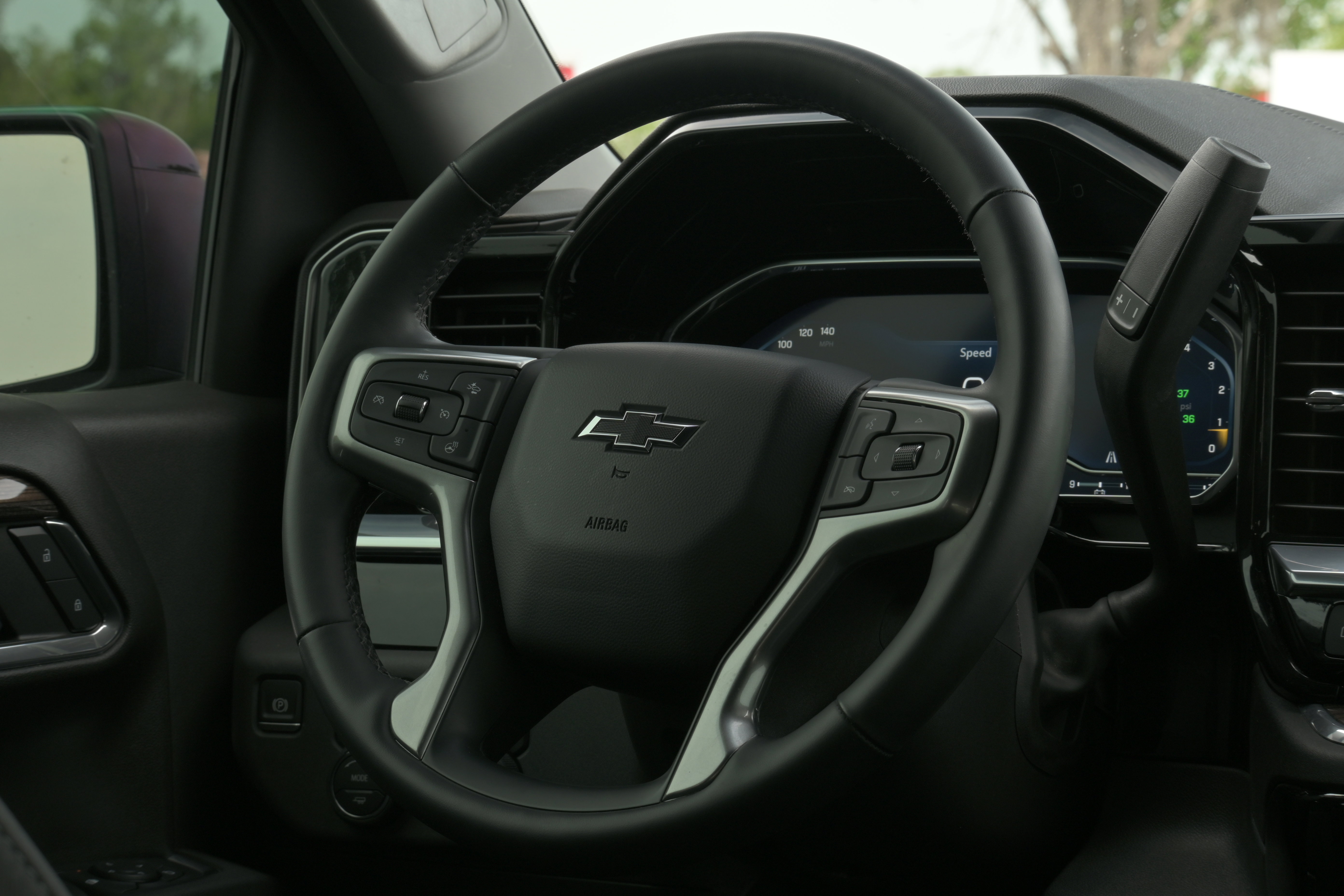 Used 2023 Chevrolet Silverado 1500 LT Trail Boss w/ Protection Package AWD/4WD image 18