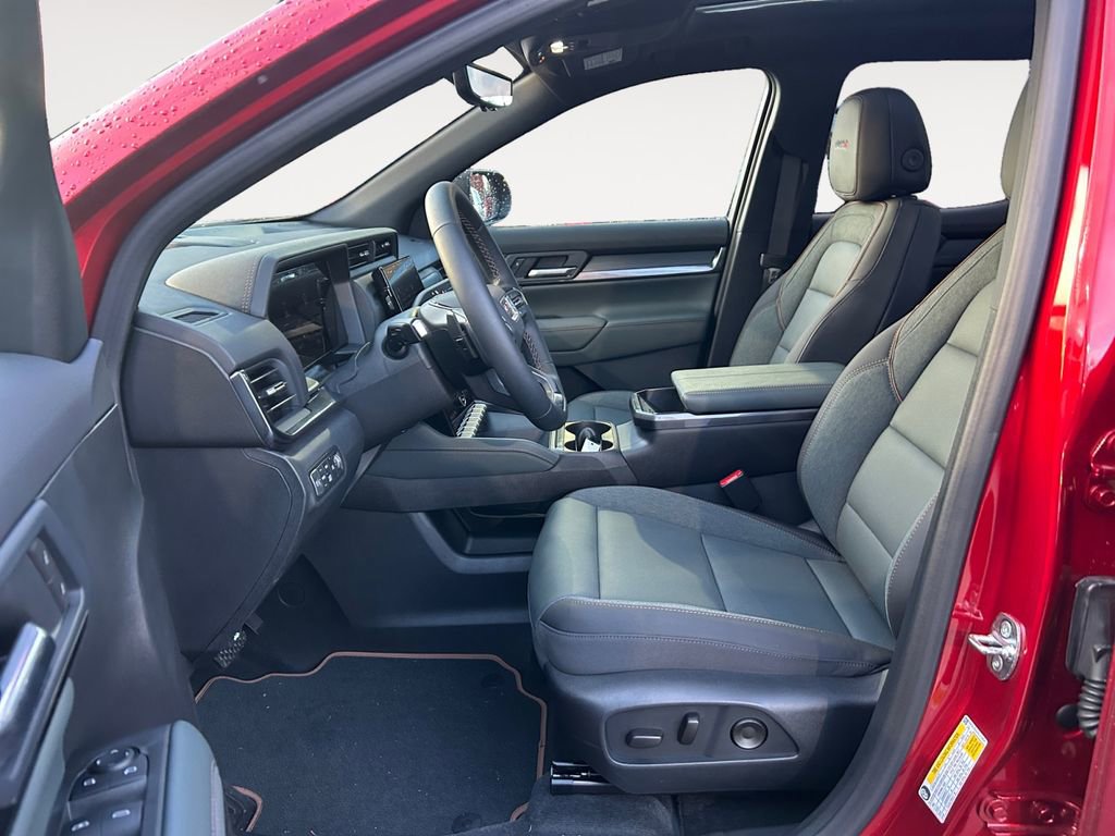 Used 2026 GMC Terrain AT4 w/ Technology Package II image 16