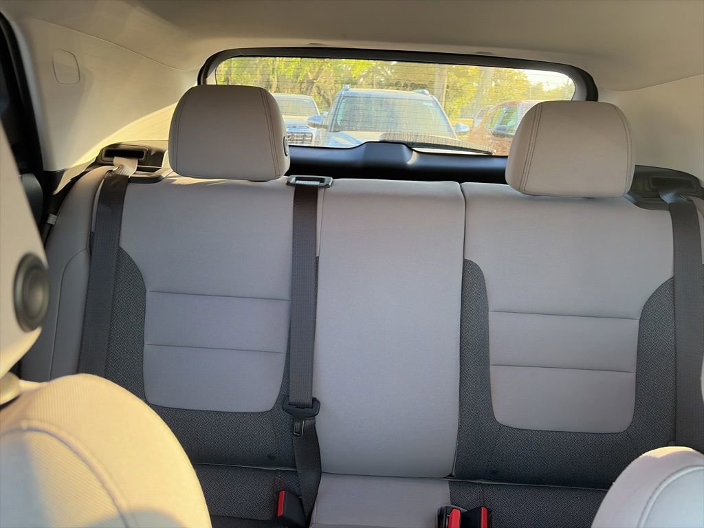 Used 2021 Chevrolet TrailBlazer LT w/ Convenience Package FWD image 12