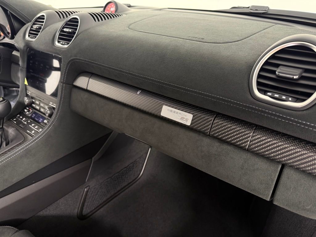 Certified 2025 Porsche 718 Cayman GT4 RS image 16