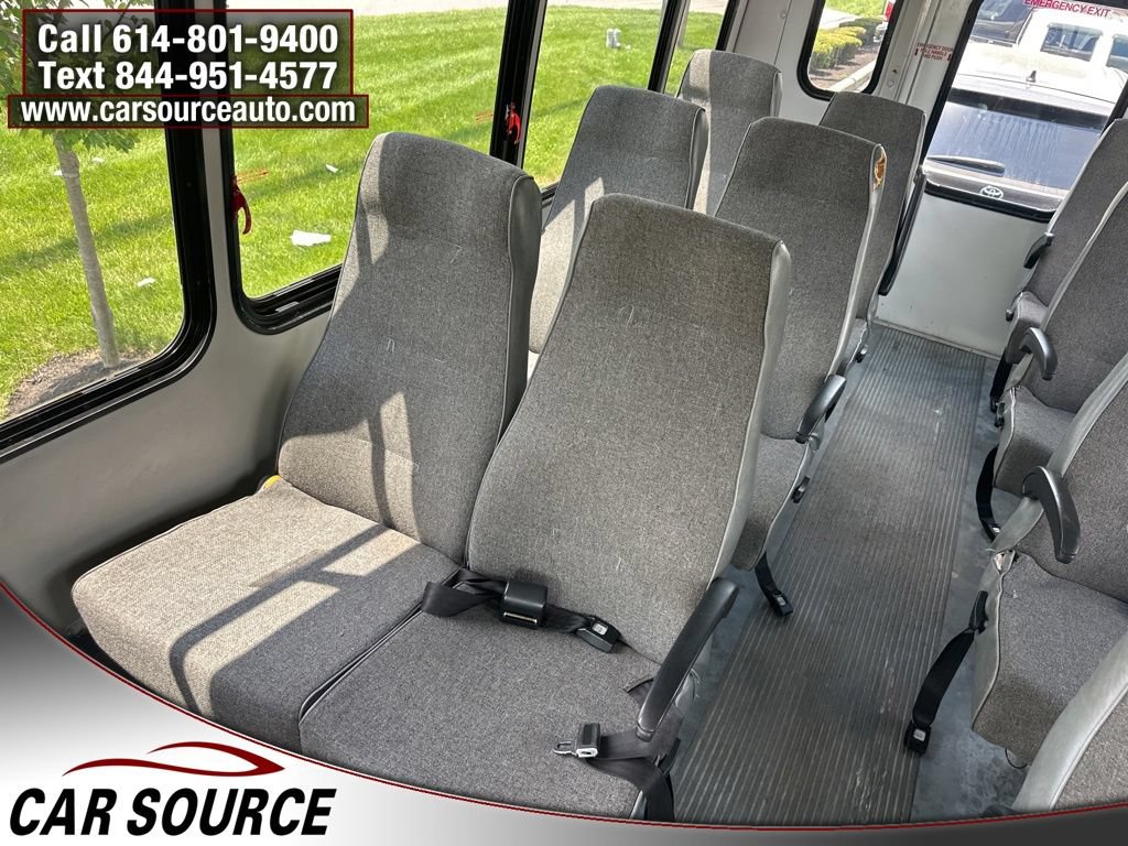 Used 2008 Ford E-350 and Econoline 350 Super Duty RWD image 11