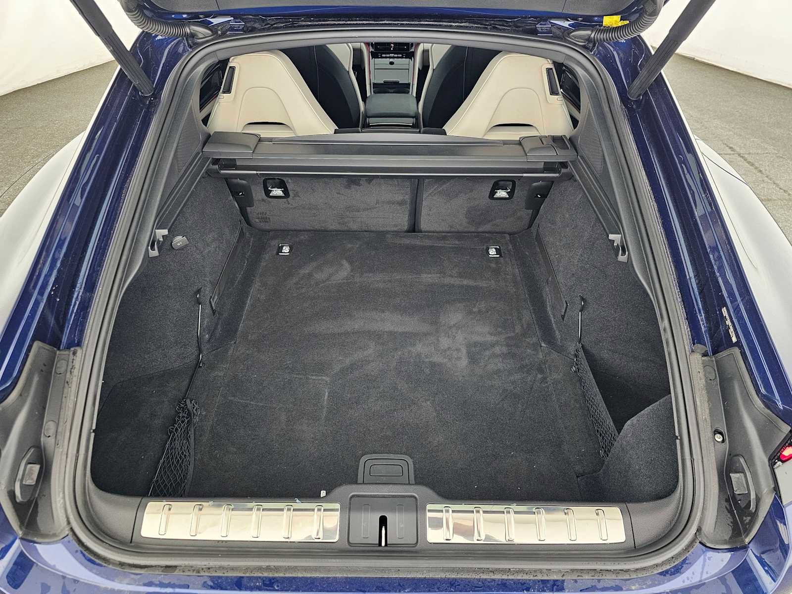 Used 2024 Porsche Panamera 4 image 28