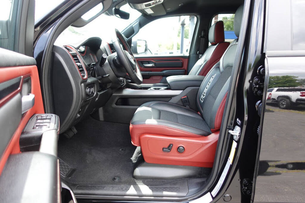 Used 2025 RAM 1500 Rebel AWD/4WD image 18