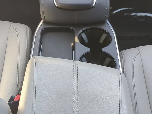 Used 2025 Acura RDX SH-AWD image 18