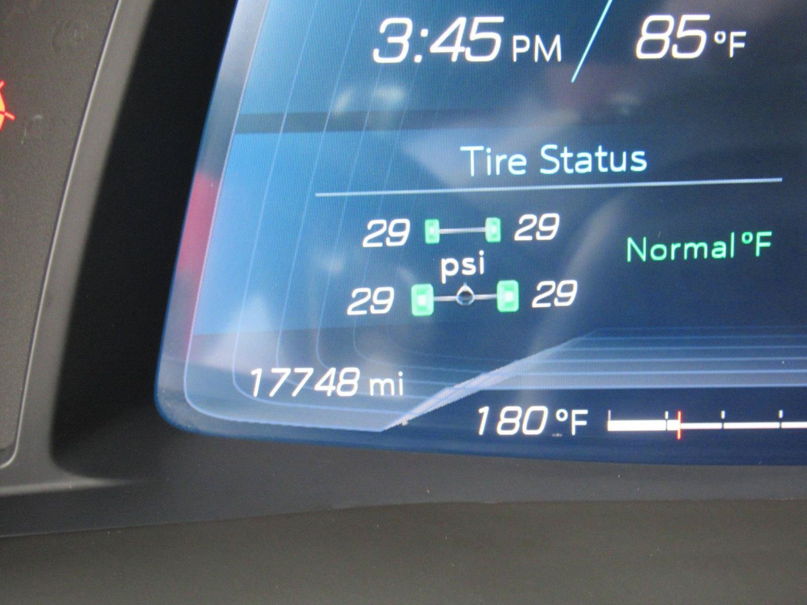 Used 2024 Chevrolet Corvette Stingray Preferred Cpe w/ Z51 Performance Package RWD image 24