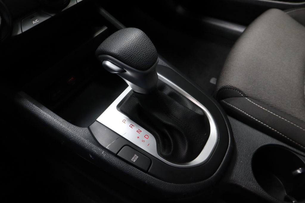 Used 2024 Kia Forte LXS FWD image 33