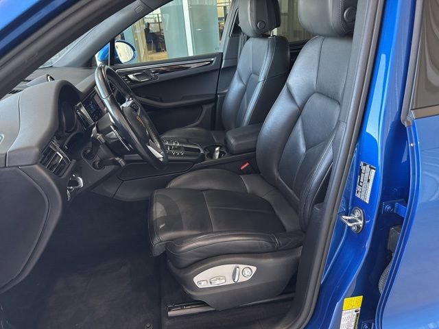 Used 2020 Porsche Macan AWD/4WD image 4