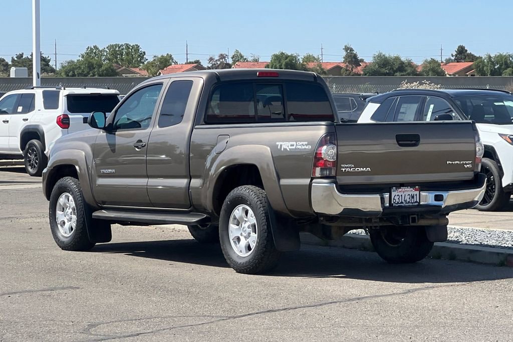 Used 2013 Toyota Tacoma PreRunner w/ TRD Off-Road Pkg RWD image 7