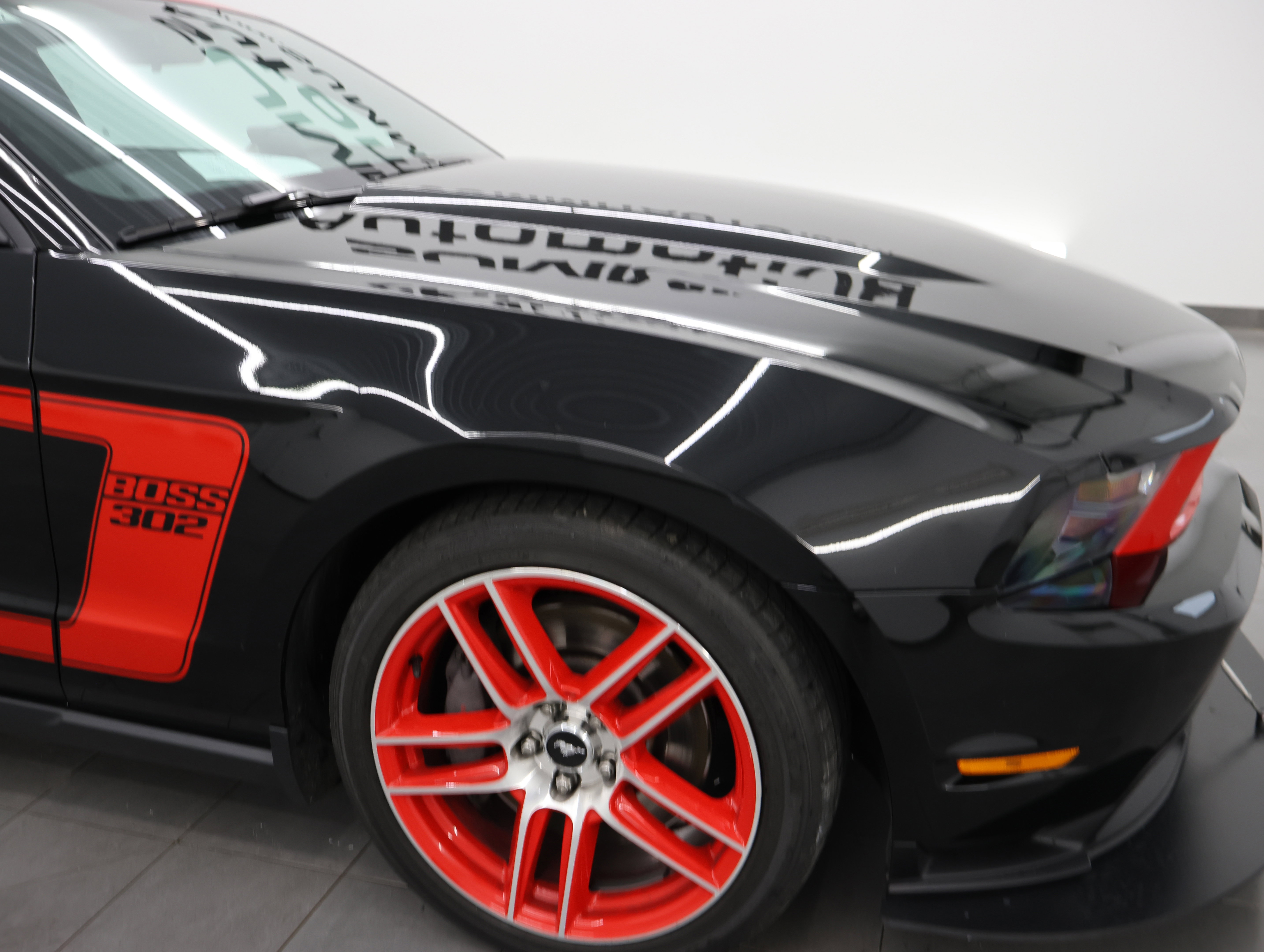 Used 2012 Ford Mustang Boss 302 RWD image 24