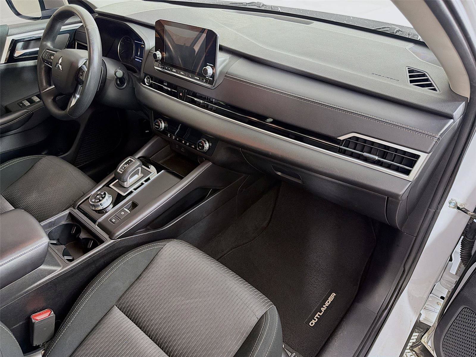 Used 2022 Mitsubishi Outlander ES AWD/4WD image 30