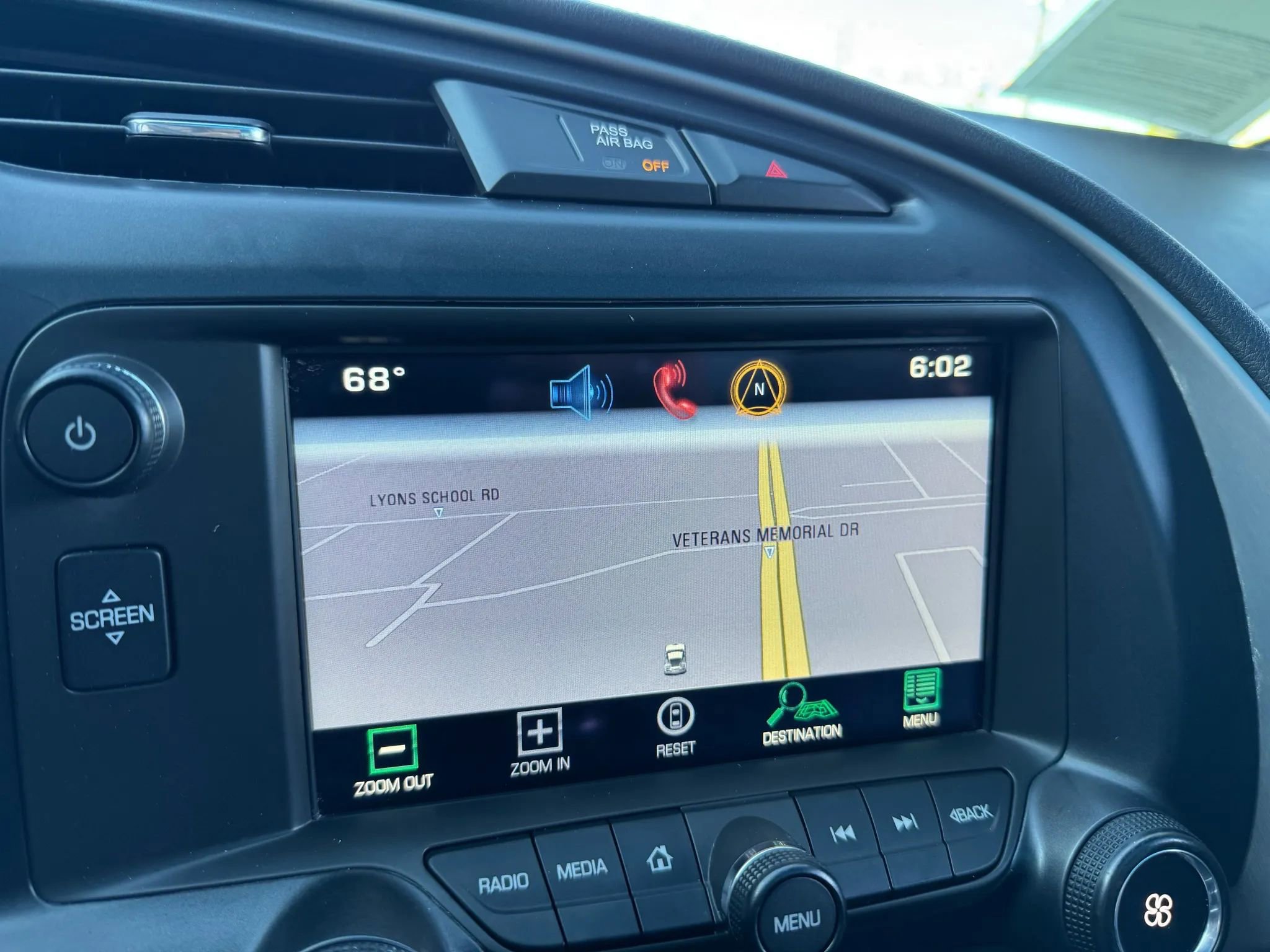 Used 2015 Chevrolet Corvette Stingray Z51 Coupe 2D w/ 2LT Preferred Equipment Group image 37