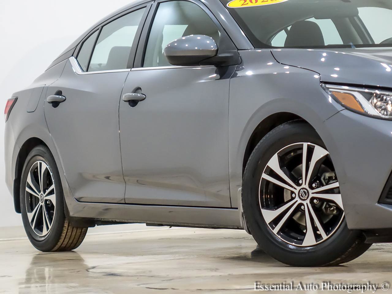 Used 2023 Nissan Sentra SV w/ All-Weather Package FWD image 4