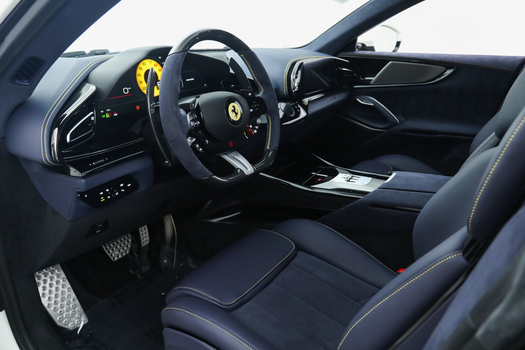 Used 2026 Ferrari Purosangue AWD/4WD image 2