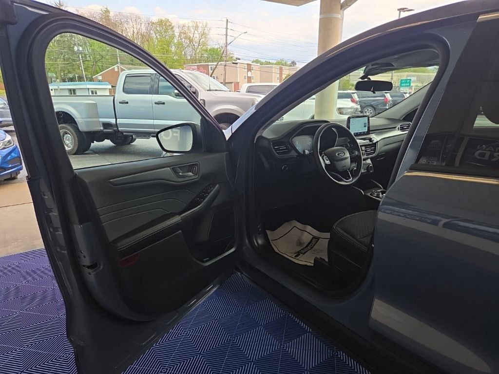 Used 2024 Ford Escape Active AWD/4WD image 11