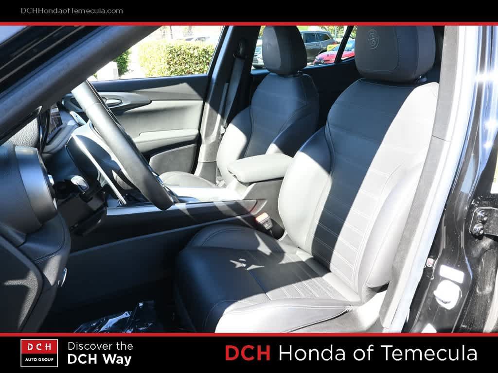 Used 2024 Alfa Romeo Tonale Veloce w/ Premium Interior Package AWD/4WD image 18