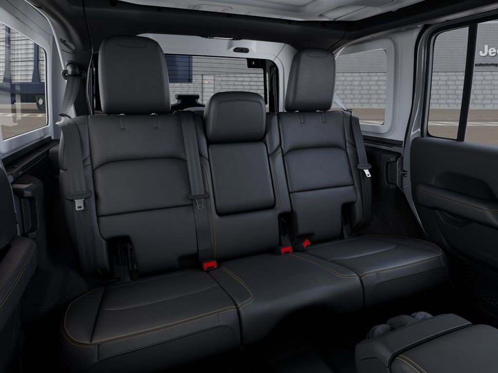 Used 2025 Jeep Wrangler Sahara w/ Safety Group image 15