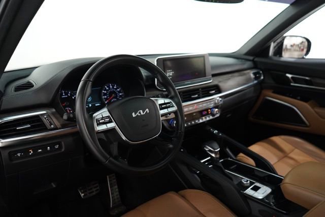 Used 2022 Kia Telluride SX image 16
