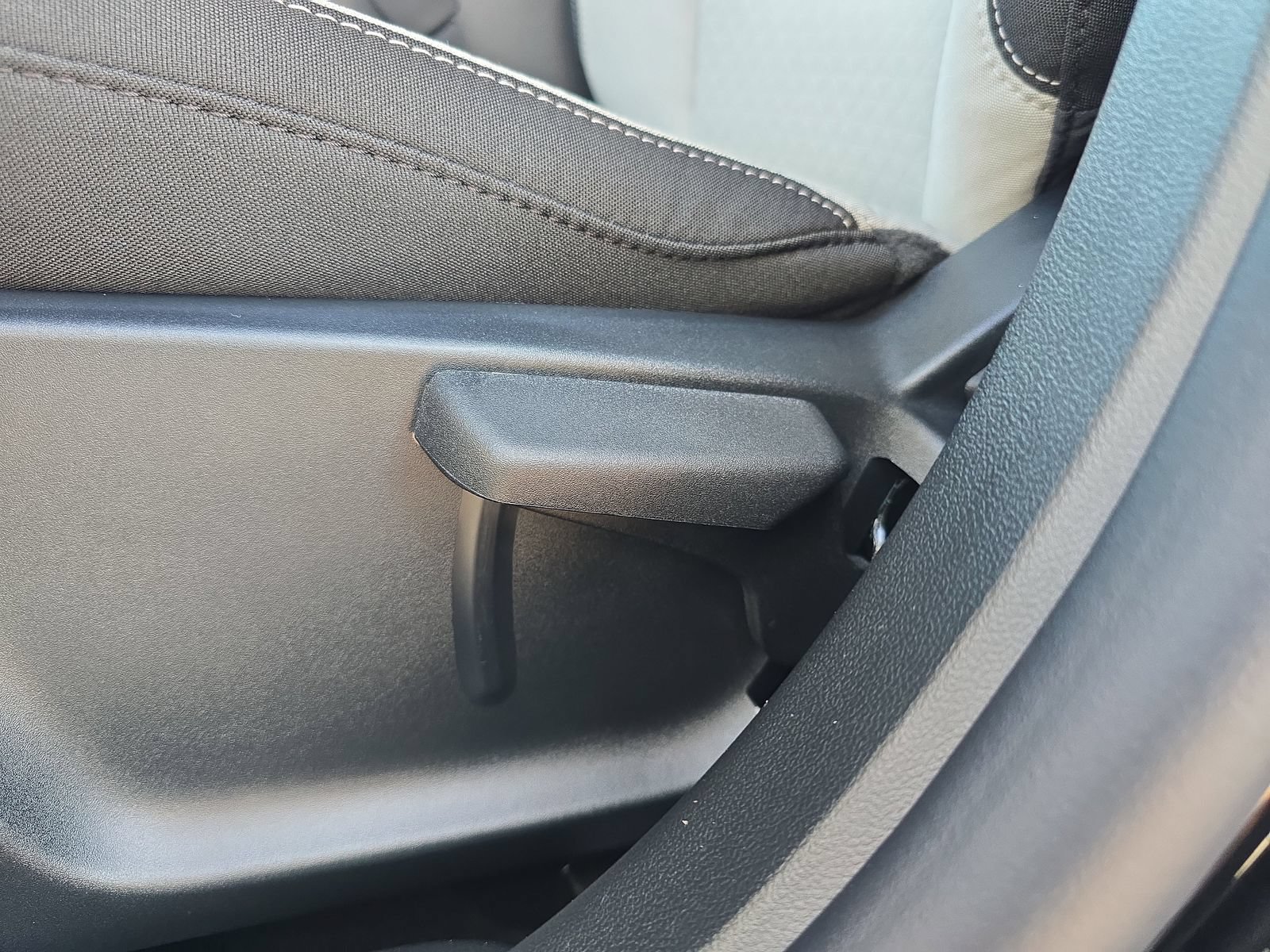 New 2026 Ford Escape Active FWD image 15
