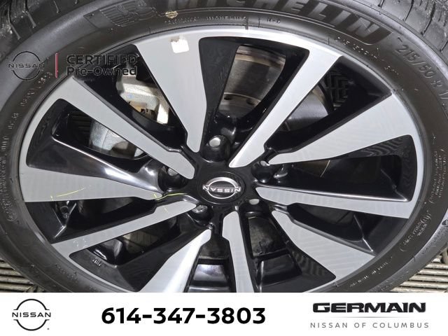 Certified 2025 Nissan Sentra SV w/ SV Premium Package FWD image 12
