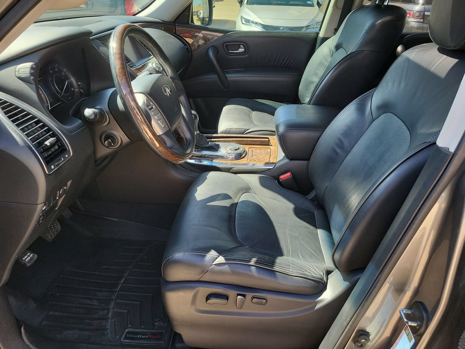 Used 2017 INFINITI QX80 2WD w/ Driver Assistance Package image 20