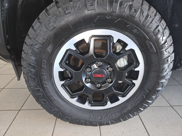 Used 2025 Toyota 4Runner TRD Off-Road AWD/4WD image 10