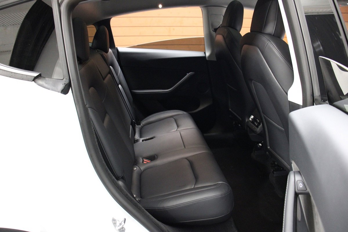 Used 2023 Tesla Model Y Long Range image 20