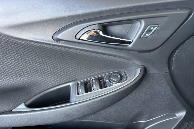 Used 2024 Chevrolet Malibu LT FWD image 11