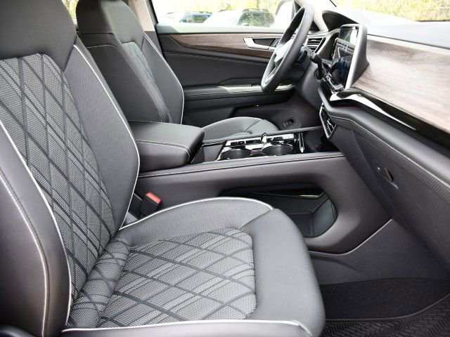 New 2026 Volkswagen Atlas SEL Premium R-Line image 30