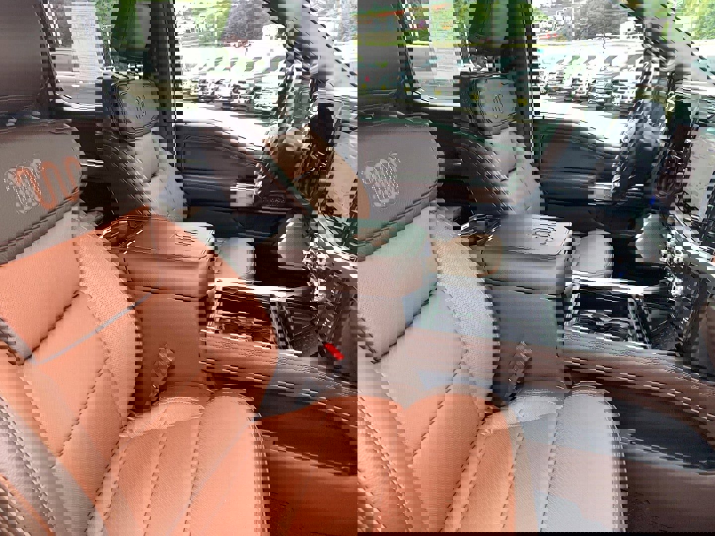 Used 2025 Ford F450 King Ranch w/ FX4 Off-Road Package image 20