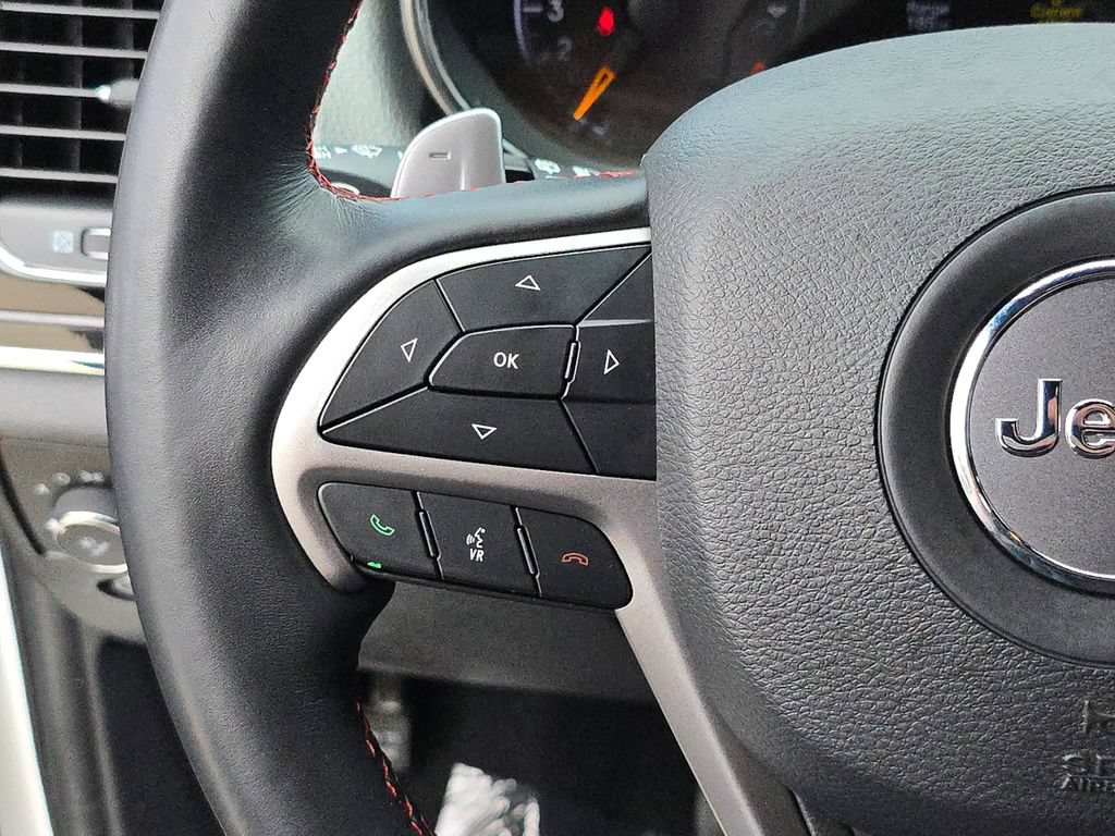 Used 2021 Jeep Grand Cherokee Trailhawk AWD/4WD image 23