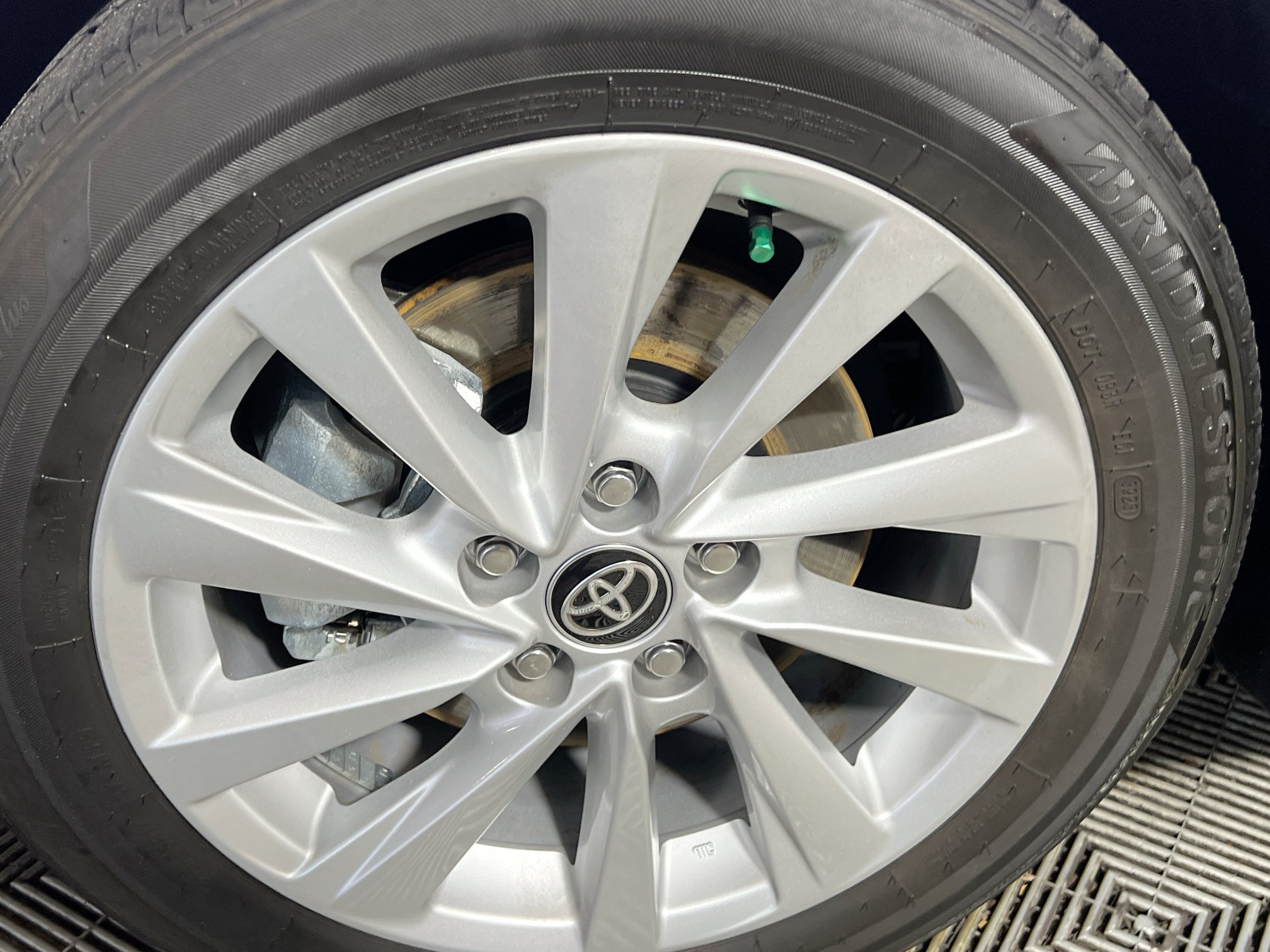Used 2024 Toyota Camry LE FWD image 14