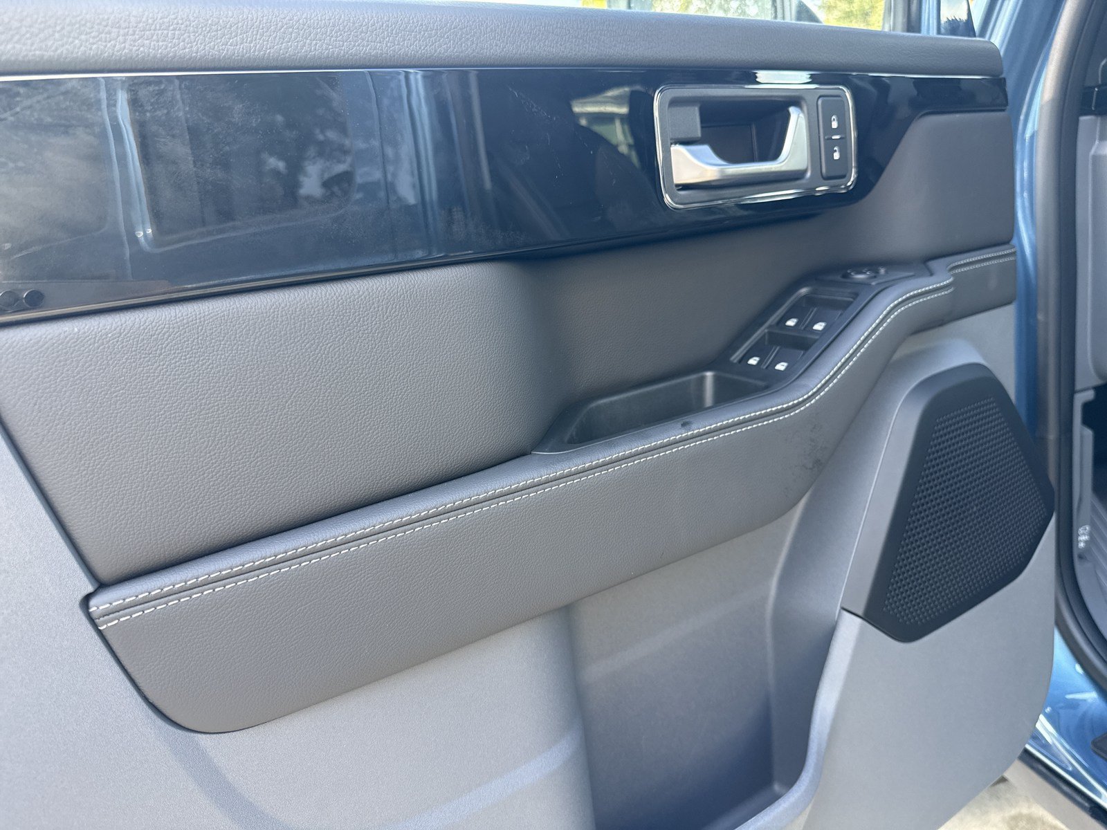 New 2026 INEOS Grenadier Station Wagon AWD/4WD image 13