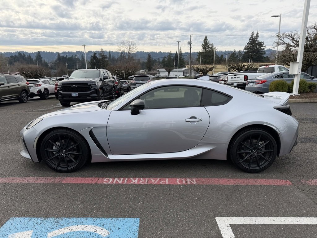 Used 2024 Toyota GR86 Premium image 5