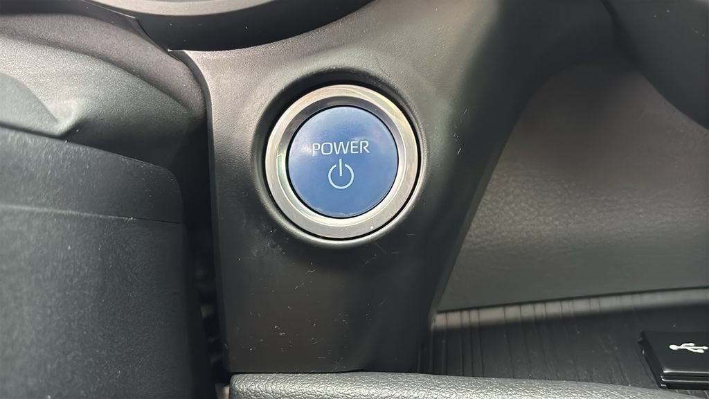 Used 2023 Toyota Sienna XSE AWD/4WD image 17