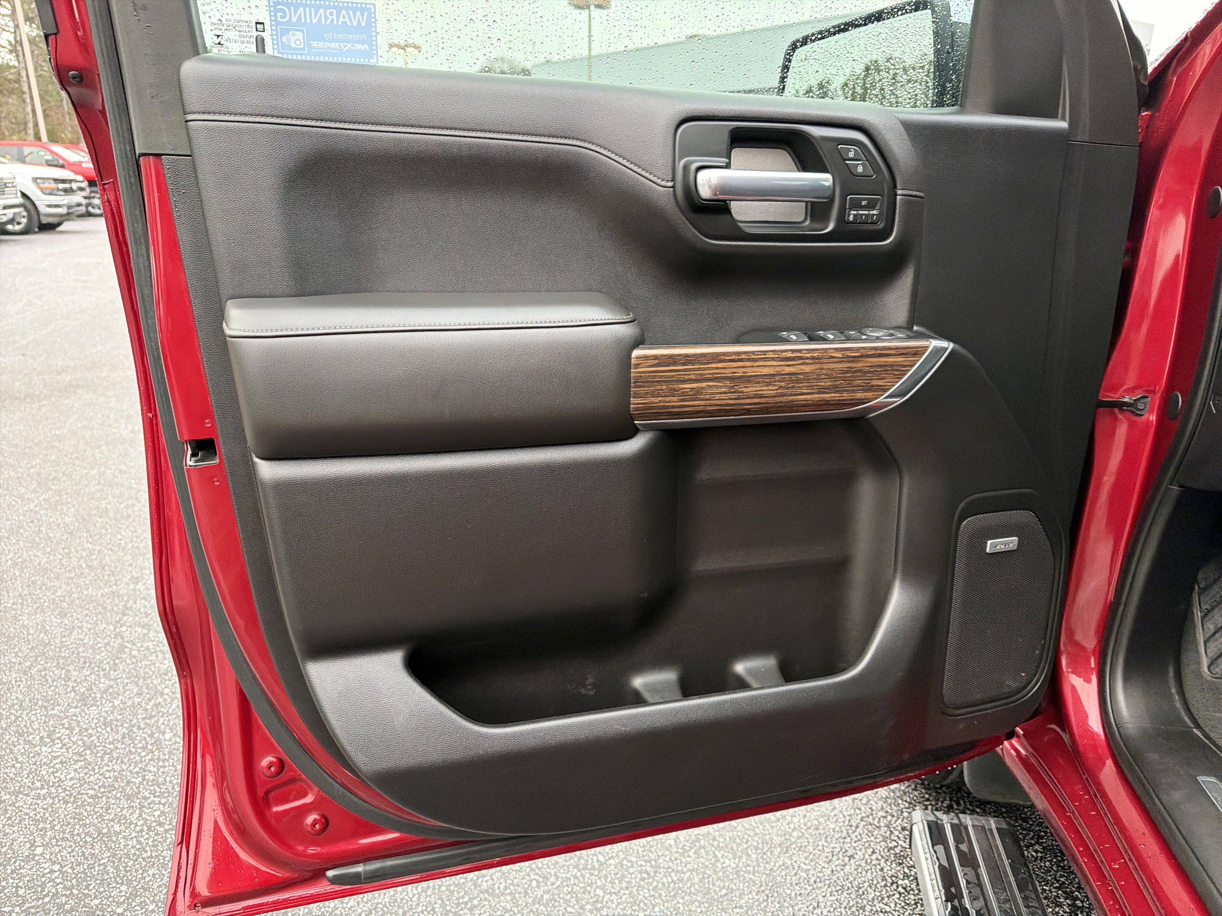 Used 2019 Chevrolet Silverado 1500 High Country w/ Technology Package image 11