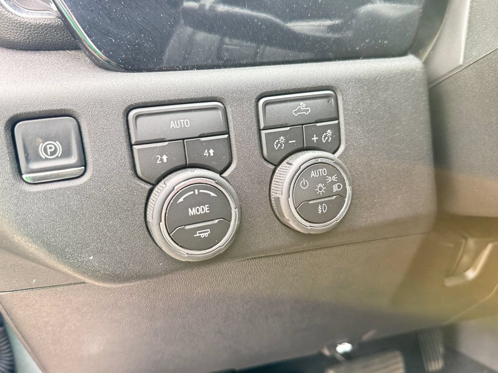 Used 2026 Chevrolet Silverado 1500 RST AWD/4WD image 18