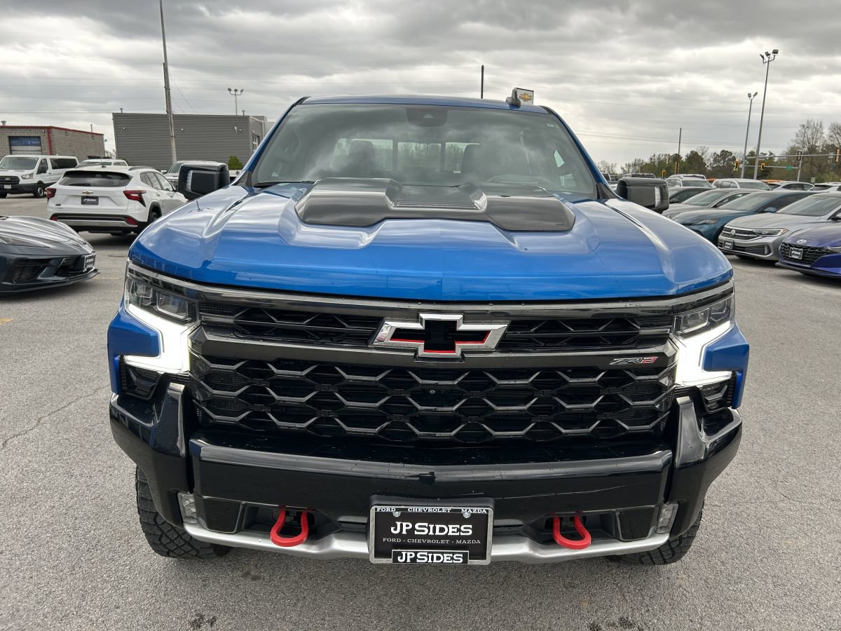 Used 2022 Chevrolet Silverado 1500 ZR2 w/ Technology Package image 7