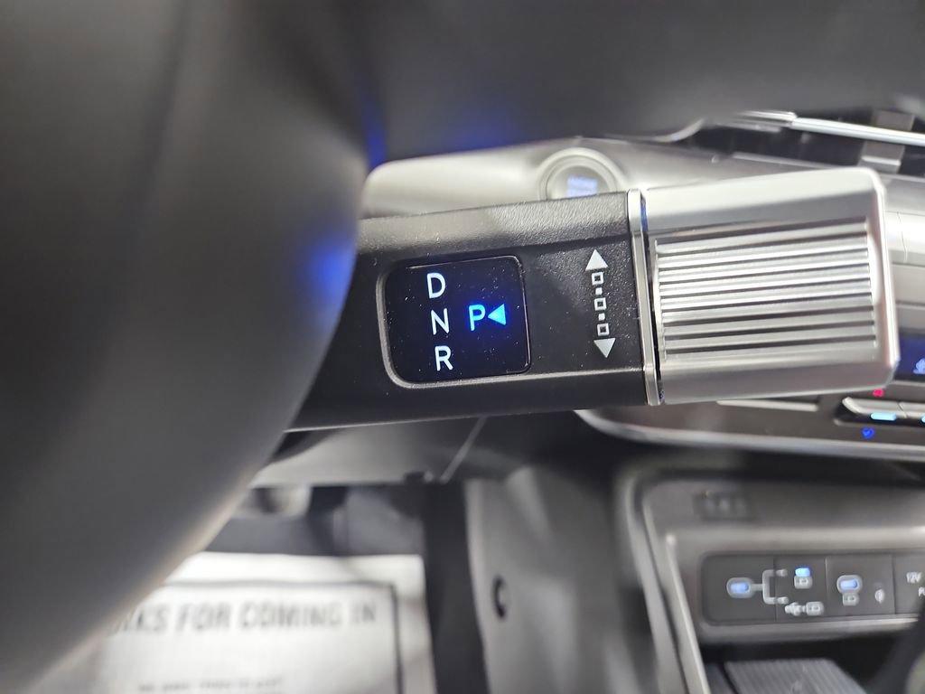 Certified 2025 Hyundai Kona SEL AWD/4WD image 25
