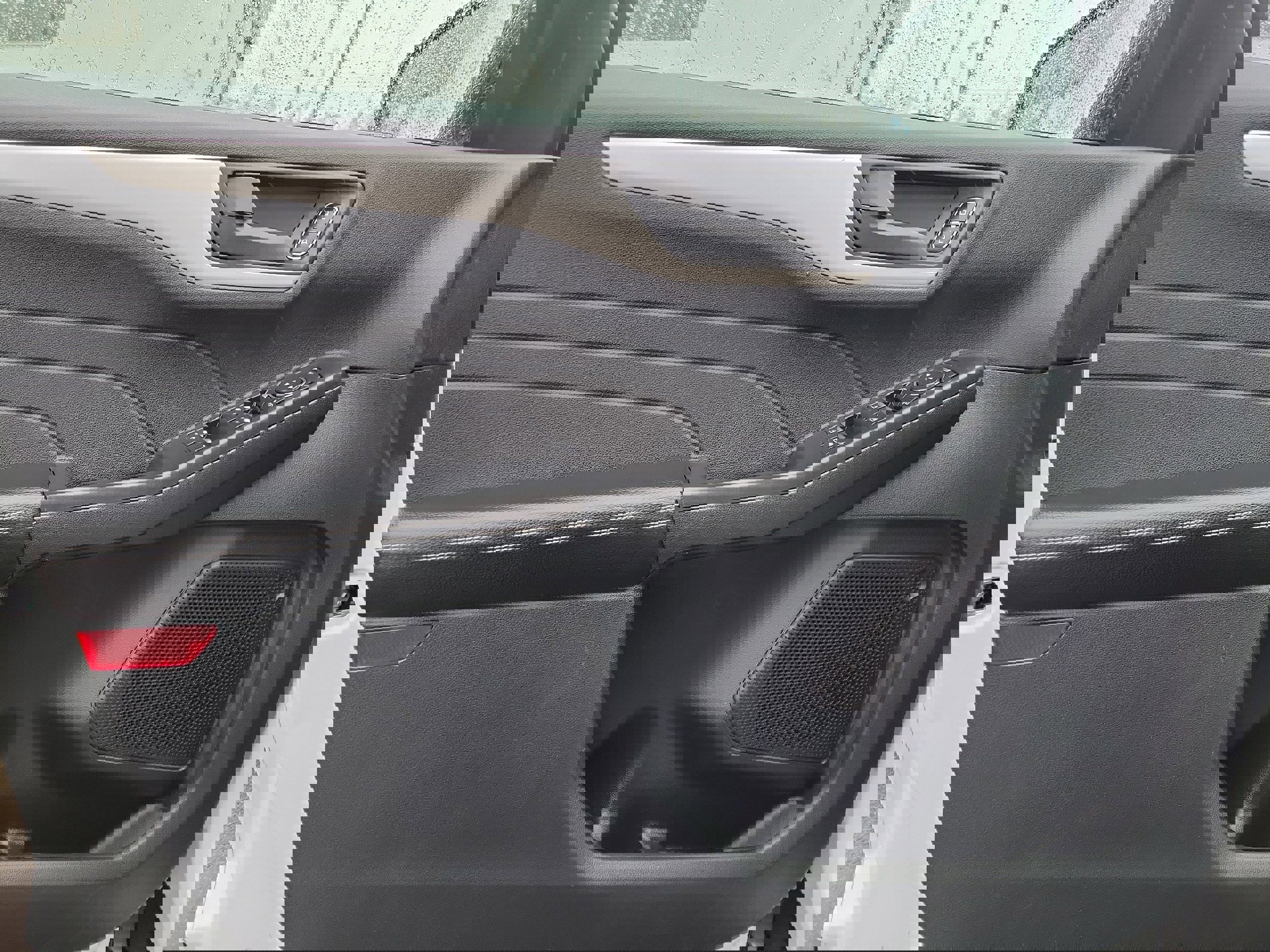 Certified 2022 Ford Escape SE w/ Convenience Package image 17