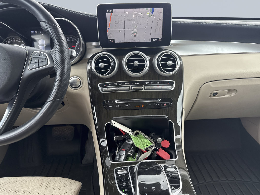 Used 2018 Mercedes-Benz GLC 300 4MATIC image 15