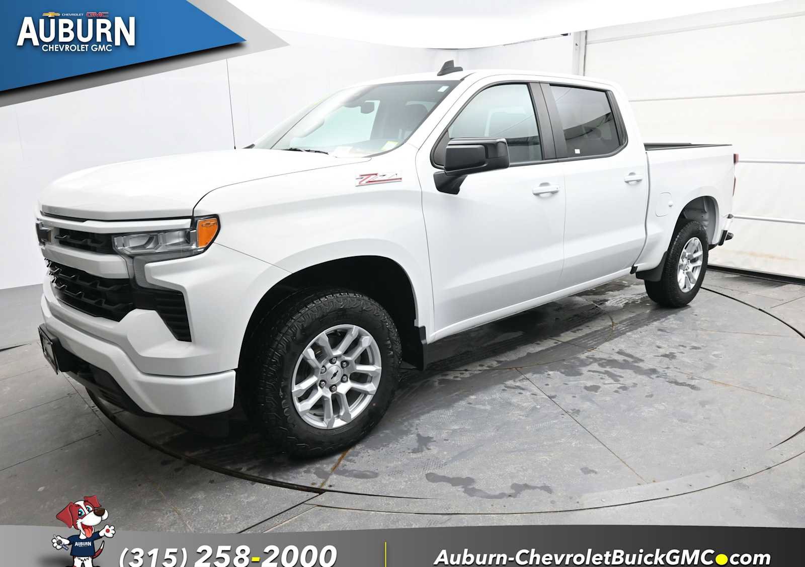 Used 2024 Chevrolet Silverado 1500 RST w/ Z71 Off-Road Package image 2